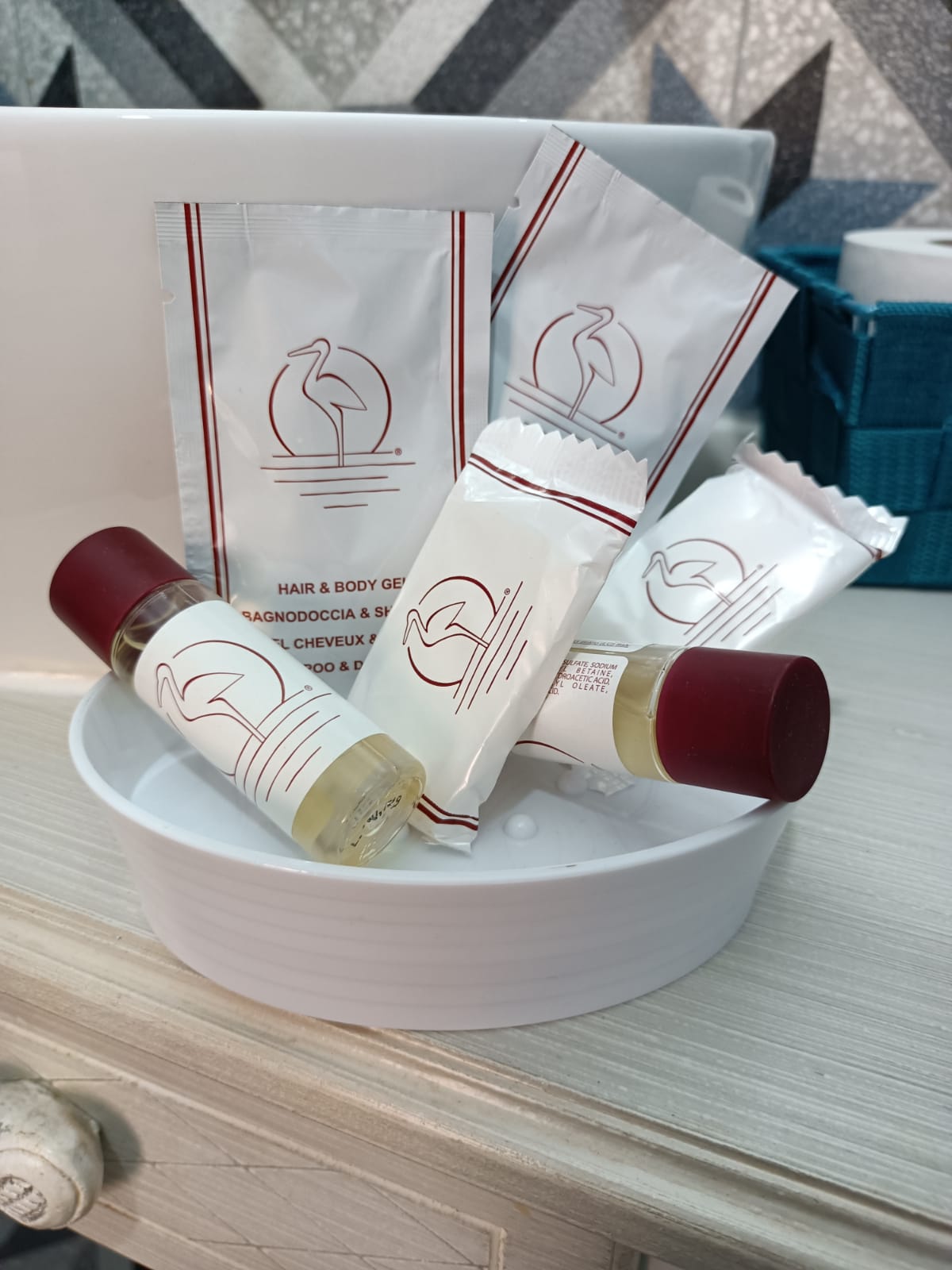 Kit cortesia bagno incluso